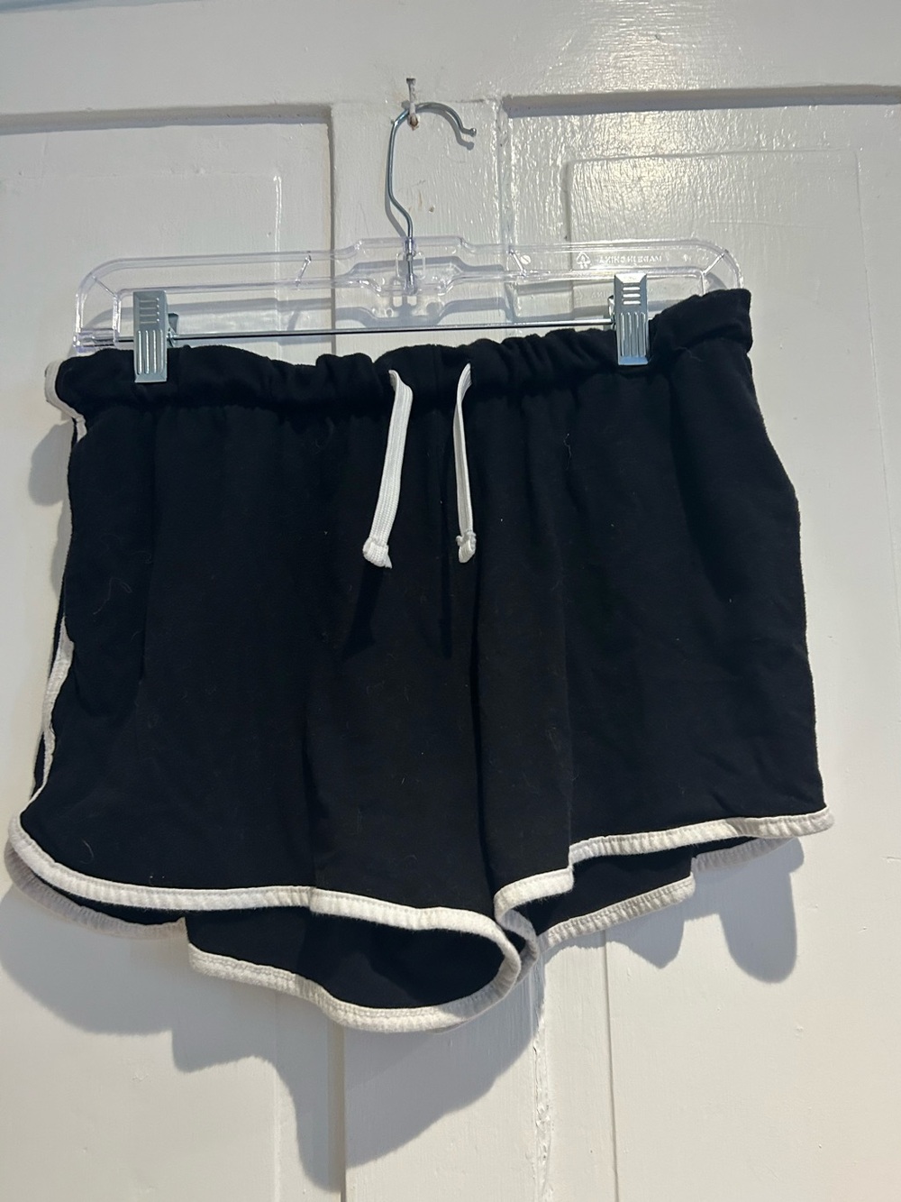 Girl’s XL black shorts